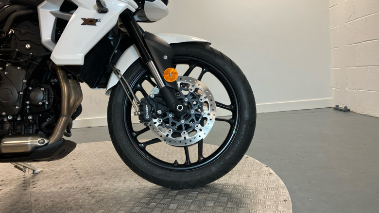 Triumph Tiger 800 XCX (15MY)